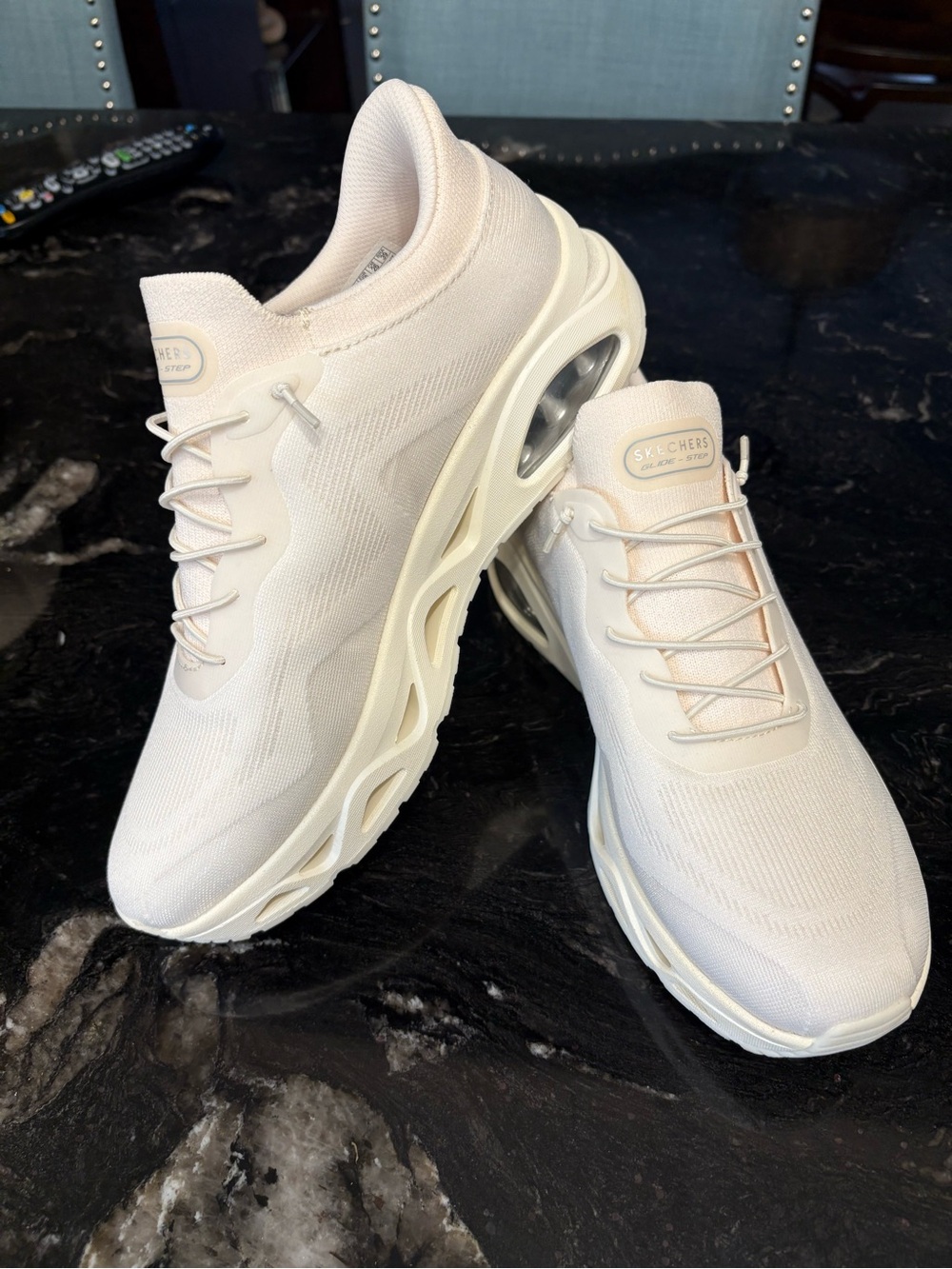 Skechers Women’s Off-White Knit Air-Cushion Sneakers